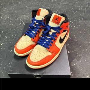 AIR JORDAN 1 MID SE ‘Team Orange’ Men's Size 10